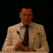 Dr Erik Mertens at ESCRS Capsulaser Symposium